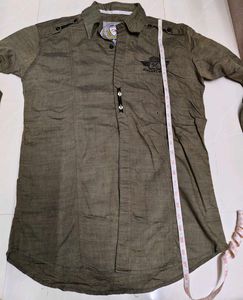 Men's Vintage Style Button-Up Shirt