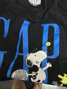 GAP x Snoopy T-Shirt