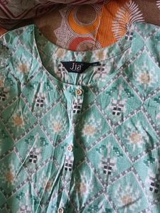 Elegant Printed Kurta