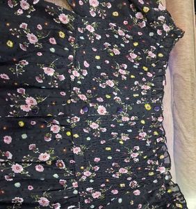 Chic Floral Print top