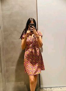 Floral Print Puff Sleeve Dress size- S