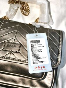 Chic Quilted Chain Sling Bag metallic silver