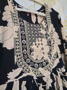 Beautiful Floral Print Kurta