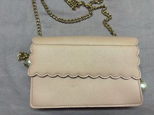 Elegant Pearl Chain Clutch Bag
