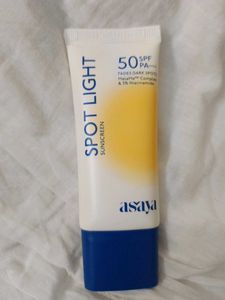 Asaya spot light sunscreen