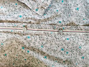 BlackBerry's semi formal shirt -M size