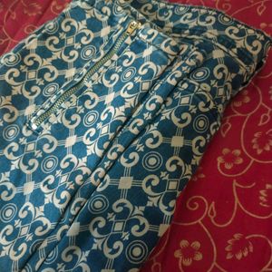 Women's Floral Denim In Good Condition