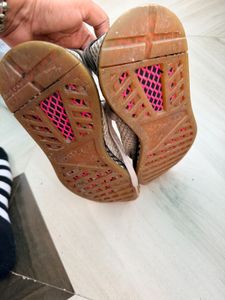 Adidas Sneakers