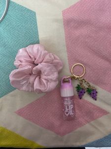 COMBOSALE Cute Scrunchie & LIPGLOSSKeychain Set