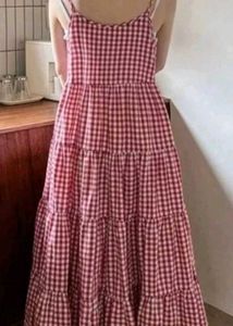 Chic Gingham Tiered Maxi Dress
