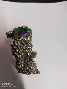 Exquisite Peacock Motif Bracelet