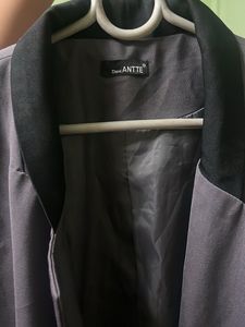 Chic Grey Blazer