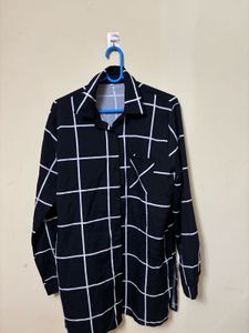 Black &amp; White Plaid Button-Up Shirt