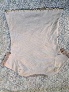 Lace Trim Cropped Top