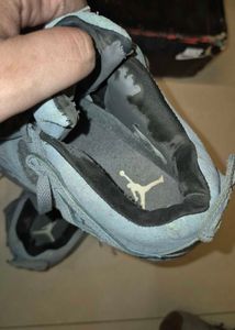 Nike Air jordan 4 "KAWS"
