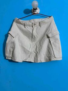Stylish Beige Cargo Skirt and brown top
