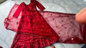 heavy pridal rose padded gown not used