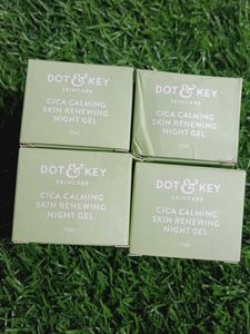 4 mini Dot & Key Cica Calming Night Gel
