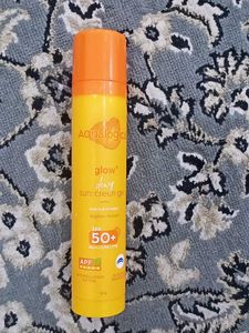 Aqualogica Glow+ Dewy Sunscreen Gel SPF 50+