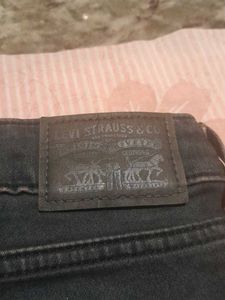 LEVI's Dark Wash SKINNY Jeans,Size-30