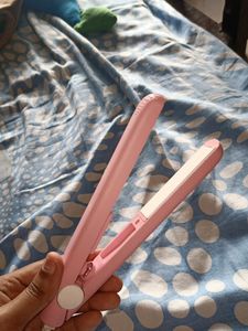 Pink Mini Straightener