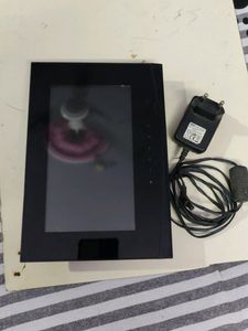 Digital Photo Frame And Player