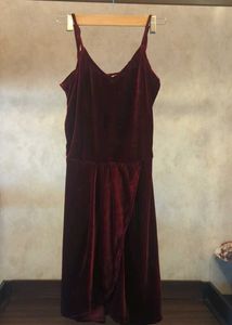 Libermode Burgundy Velvet Dress (XS)