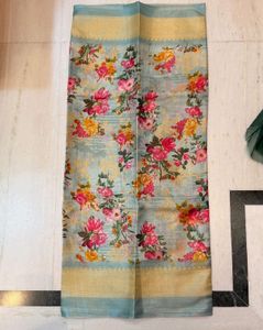 beautiful trending new saree woth blouse piece