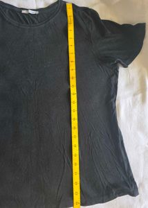 Zara t-shirt