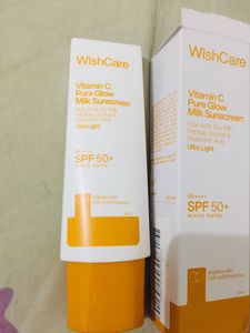 WishCare Vitamin C Pure Glow Milk Sunscreen