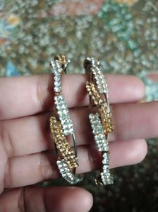 Elegant Two-Tone Bangle Set