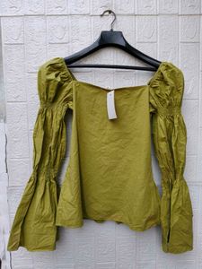 New with tag Korean Puff Sleeve Square Neck Top