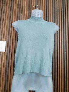 Sleeveless Mock Neck Top