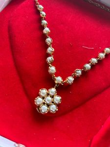 Elegant Pearl Necklace