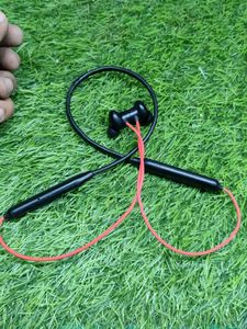 Black Wireless In-Ear Headphones z2