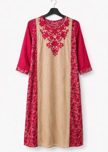 🌸 Pink Embroidered Kurti