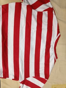 ✅🆕 Red &amp; White Crop Tshirt 🆕✅