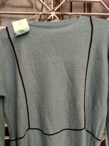 Women Woolen Top