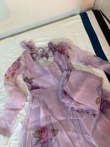 Beautiful Floral Print Kurta Set