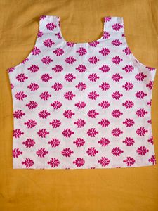 Pink &amp; White Printed Sleeveless Blouse