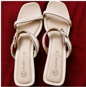 Zudio NEW Cream Heels with Straps