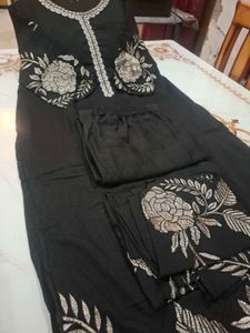 Embroidered Black Kurta Suit