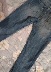perfect jeans for daily use