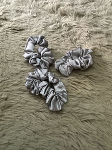 Brand new Grey scrunchie set