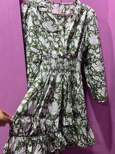 Green Floral Print Ethnic Gown