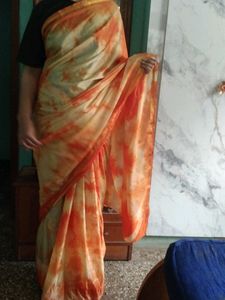 Only One Time Used Sarees ...Pico And Fall Lga Hai