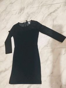 very light party wear with stretchable material, i