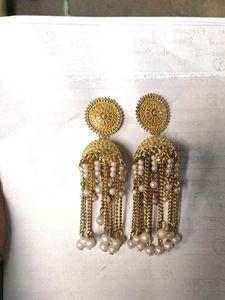 Earring