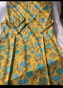 Combo 🛍🥳🌞🏖️Summer Spl Cotton Kurtis