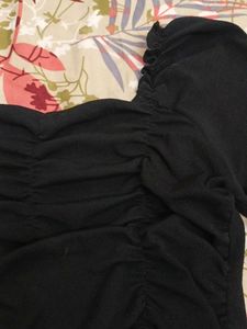 Chic Black Ruched Long Sleeve Top